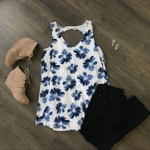 Floral top